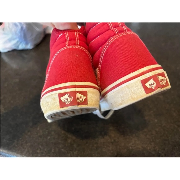 Vans youth size 6 red mid top sneakers - Picture 4 of 5